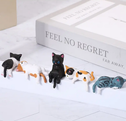 DeskBuddies™ - Cat or Dog Figurines