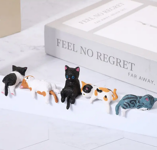 DeskBuddies™ - Cat or Dog Figurines
